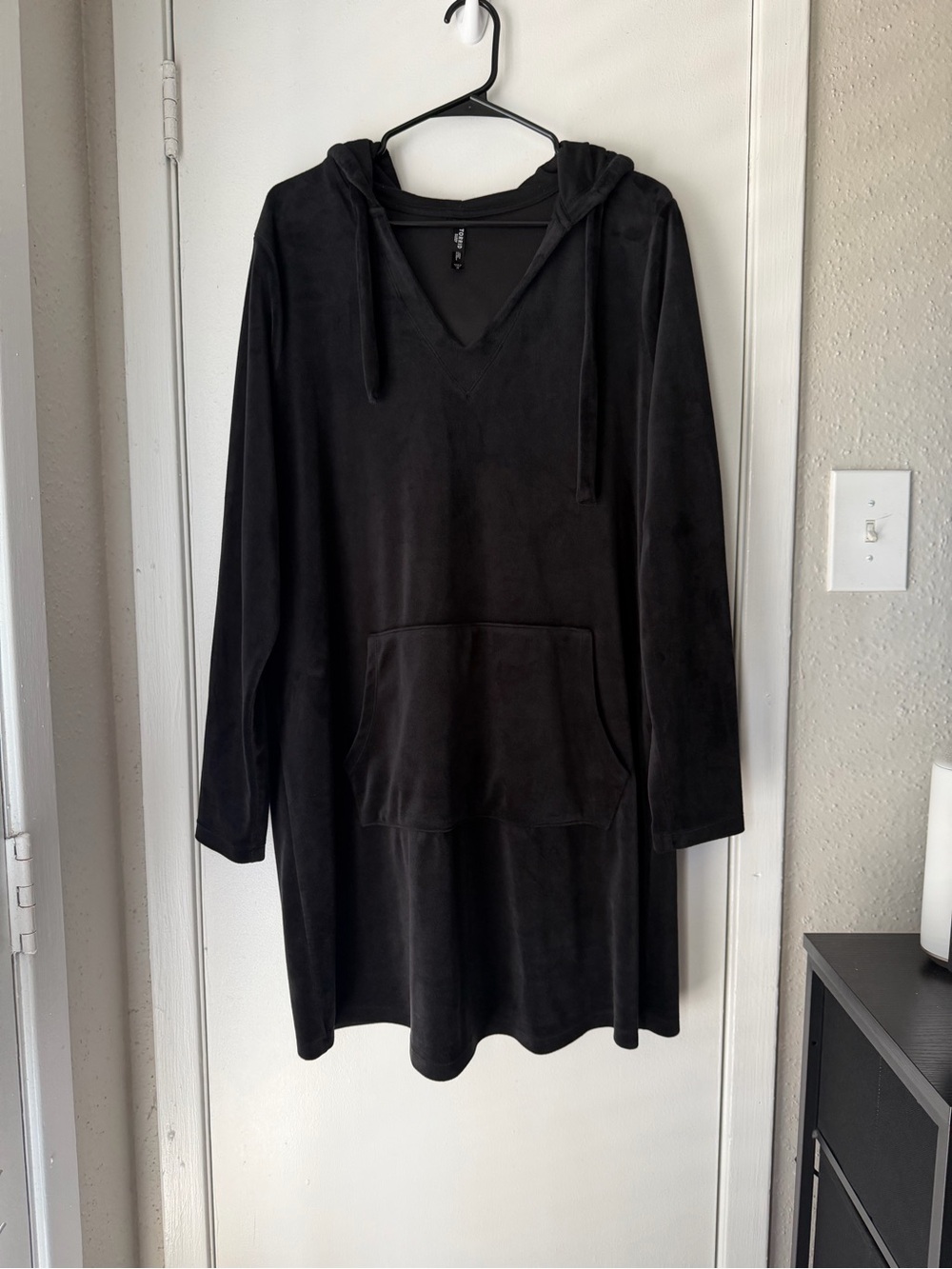 torrid Black Long-Sleeve Hooded Tunic Dress with Kangaroo Pocket